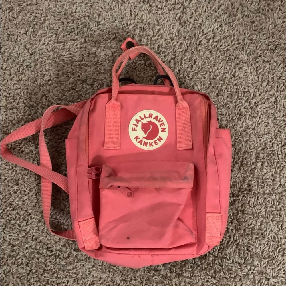 Fjallraven Kanken backpack mini